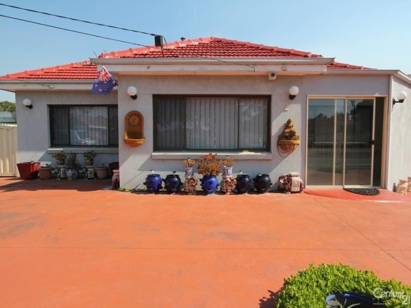 2 Ash Grove, Springvale VIC 3171