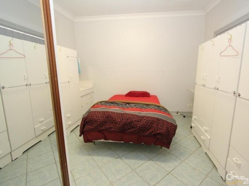 2 Ash Grove, Springvale VIC 3171