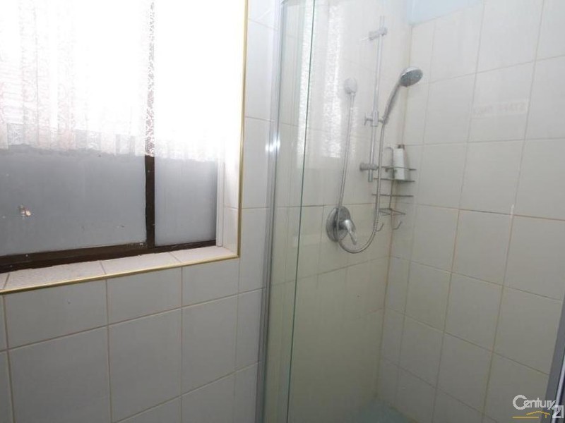 2 Ash Grove, Springvale VIC 3171