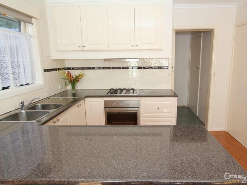 11 Dianne Court, Springvale South VIC 3172