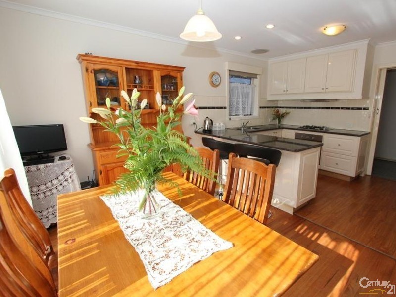 11 Dianne Court, Springvale South VIC 3172