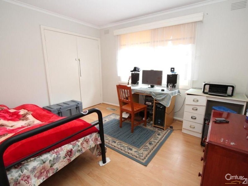 1/25 Old Lilydale Road, Ringwood East VIC 3135