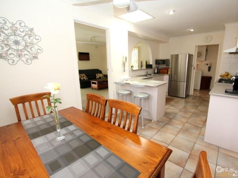 1 Woodstock Place, Springvale South VIC 3172