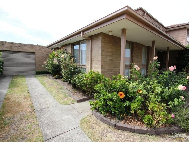 1 Woodstock Place, Springvale South VIC 3172