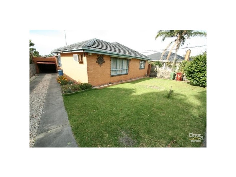 28 Dangerfield Drive, Springvale South VIC 3172