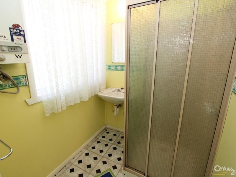 13 Dodds Street, Springvale VIC 3171