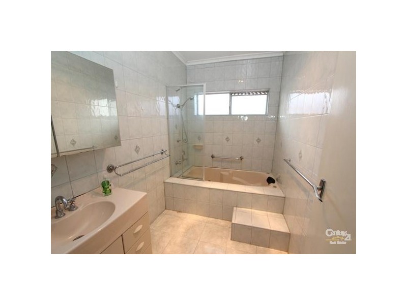 25 Kuringgai Crescent, Noble Park VIC 3174