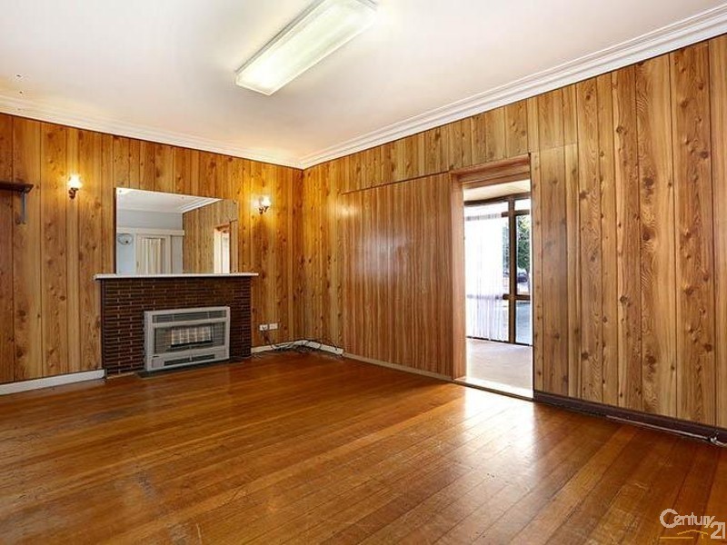 10 Red Hill Road, Springvale VIC 3171