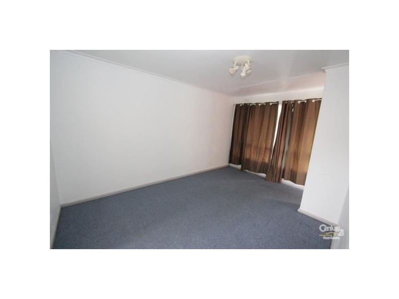 2/47 St James Avenue, Springvale VIC 3171