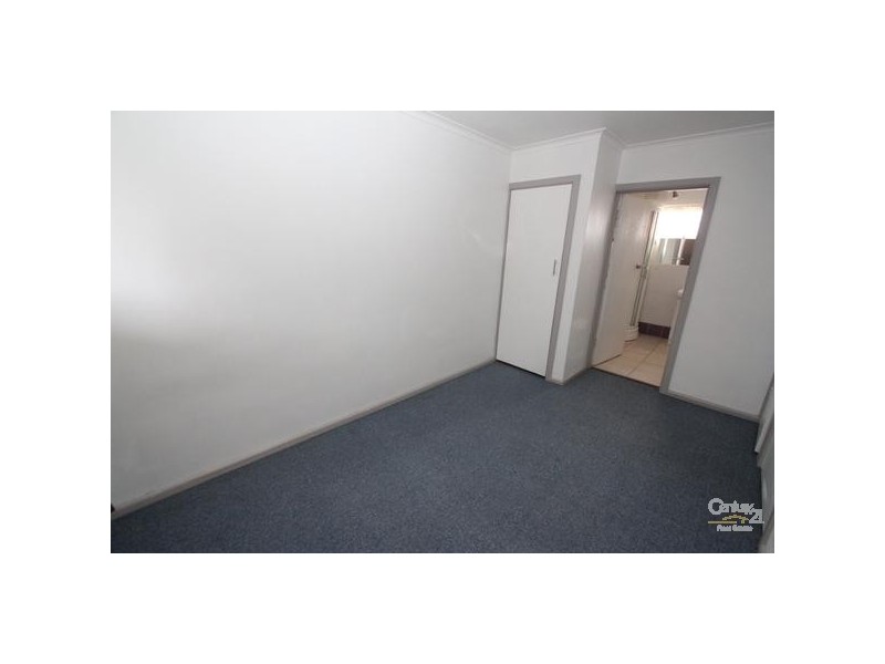 2/47 St James Avenue, Springvale VIC 3171