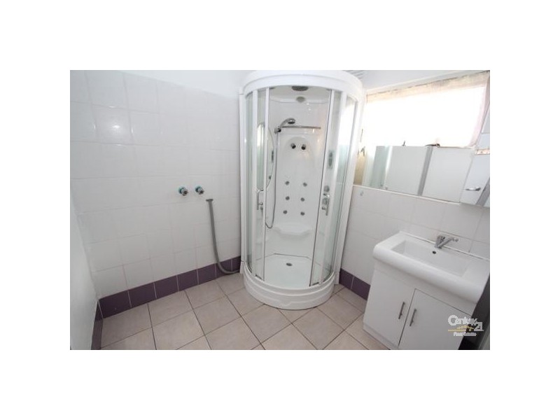 2/47 St James Avenue, Springvale VIC 3171