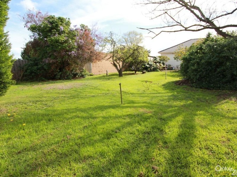 10 Kemp Street, Springvale VIC 3171