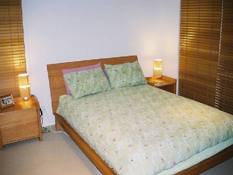 P562  (3) FIRS, Sorrento VIC 3943