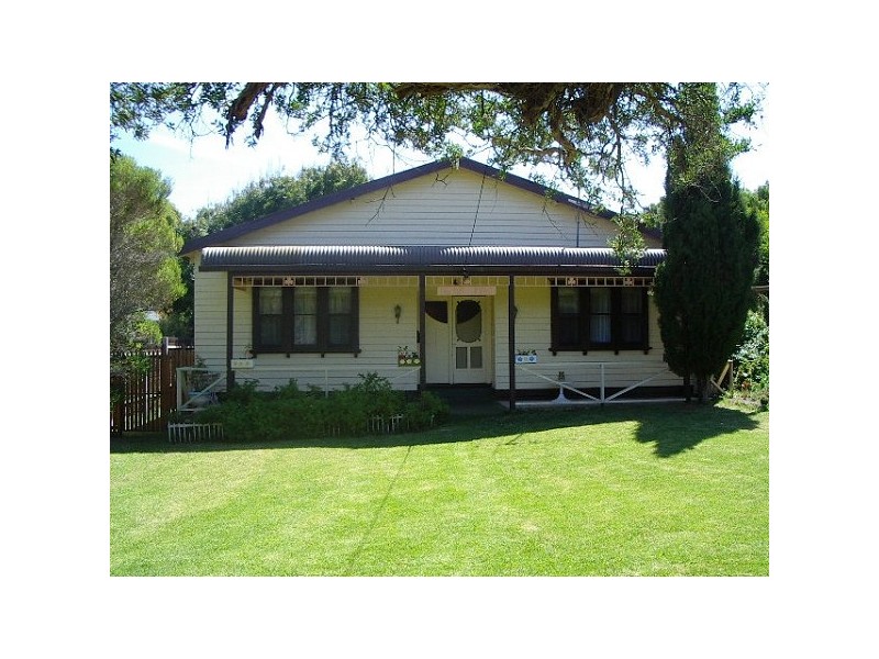 P569(58) NORM, Sorrento VIC 3943