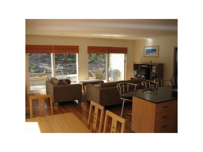 B15 (23) Andr, Rye VIC 3941