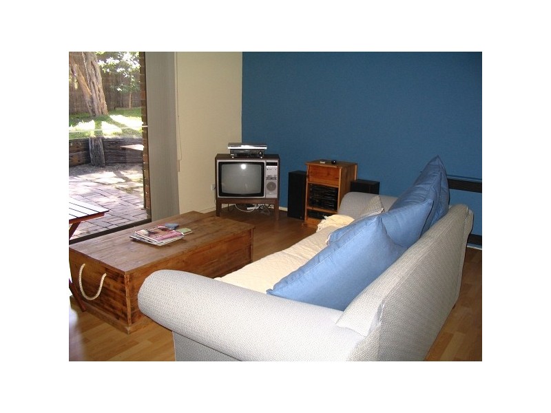 B48 (12) Butl, Rye VIC 3941