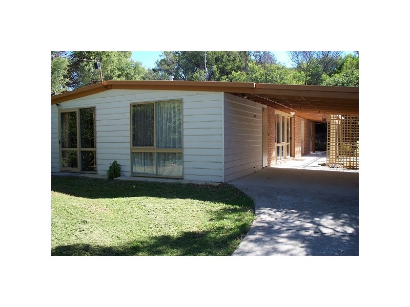 B49 (110) Cant Jetty, Blairgowrie VIC 3942