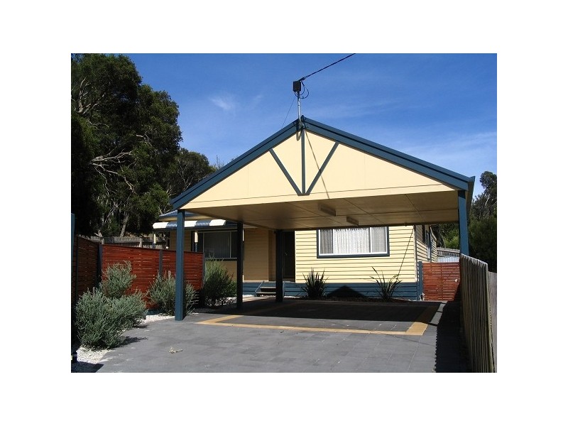 B62 (24) Doe, Rye VIC 3941