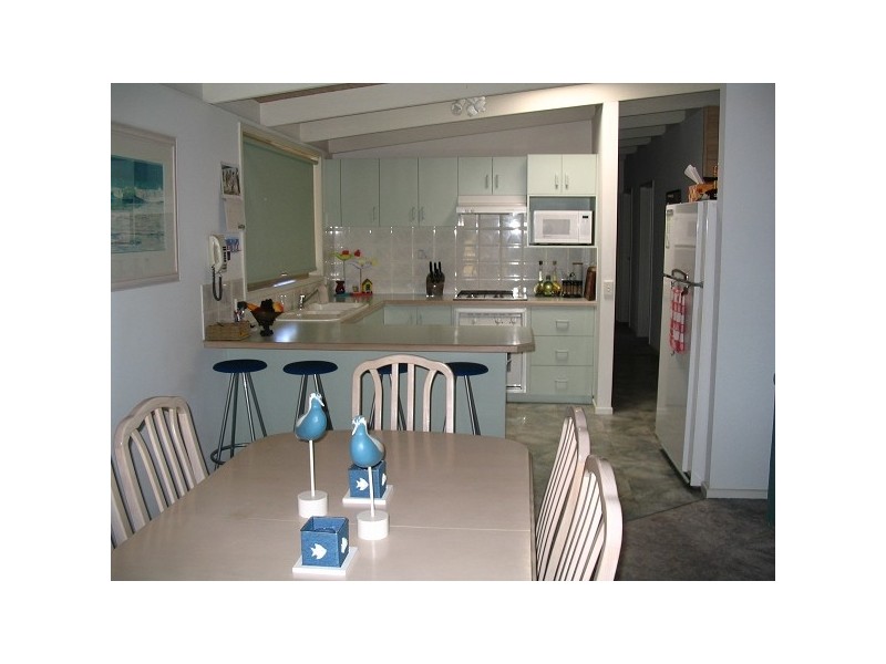 B54 (1) Hap Valley, Blairgowrie VIC 3942