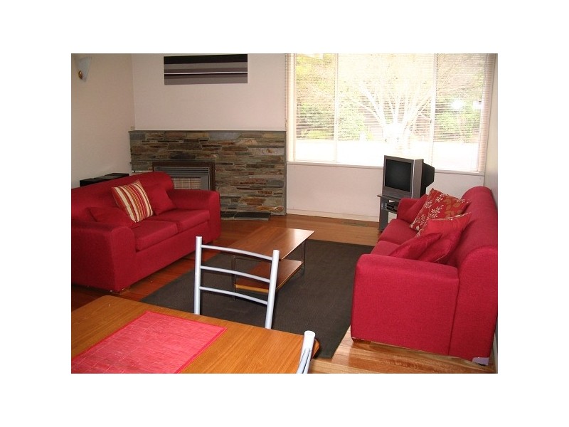 B81 (5) Coll, Sorrento VIC 3943