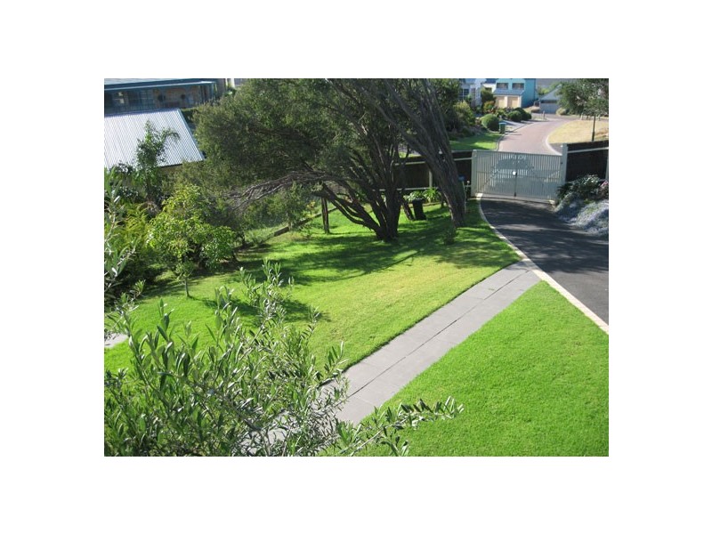 P574 (4) ROAN, Sorrento VIC 3943