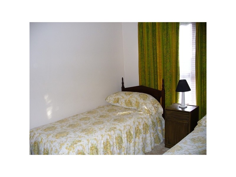 B122 (93) Russ, Tootgarook VIC 3941