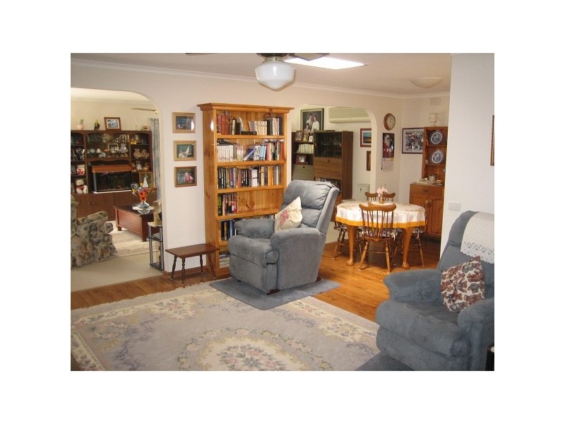 15 Ellesmere Street, Blairgowrie VIC 3942