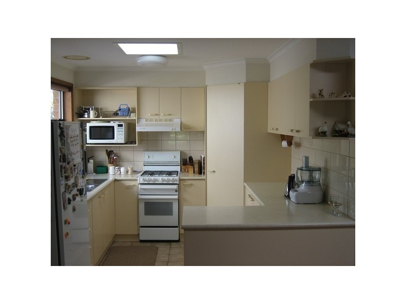 15 Ellesmere Street, Blairgowrie VIC 3942