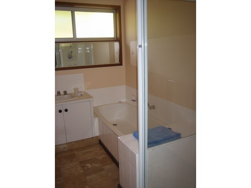 15 Ellesmere Street, Blairgowrie VIC 3942