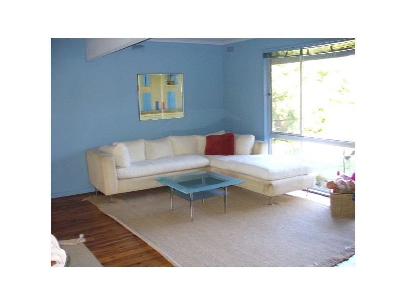 P69 (17) COLL, Sorrento VIC 3943