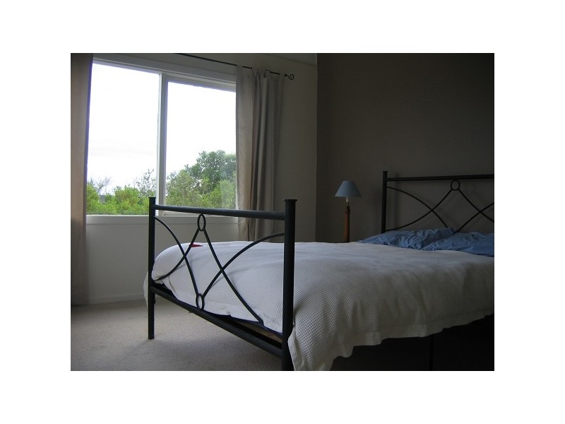 B130 (11) BERY, Rye VIC 3941