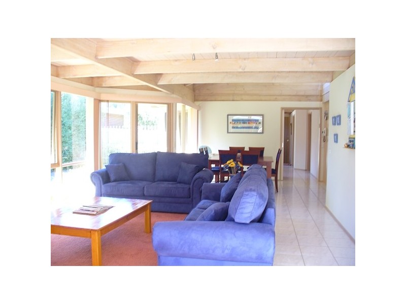 B6 (38) ROSL, Rye VIC 3941