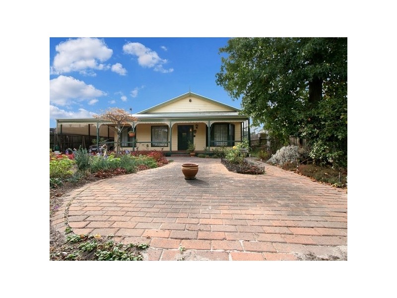 1 Park Avenue, Rosebud West VIC 3940