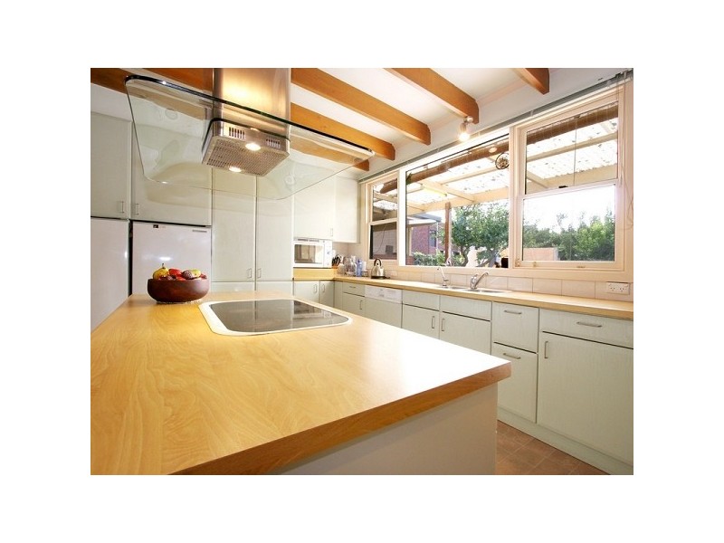 1 Park Avenue, Rosebud West VIC 3940