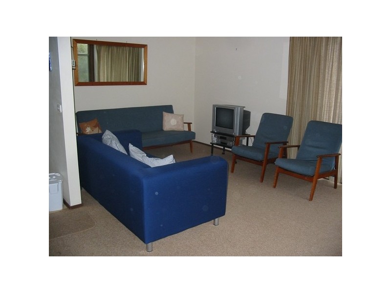 B137  (28) Mar, Blairgowrie VIC 3942