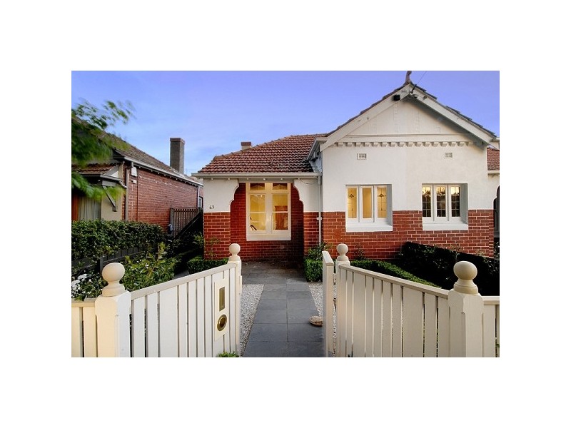 63 RUSKIN STREET, Elwood VIC 3184