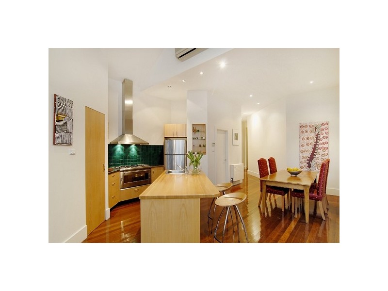 63 RUSKIN STREET, Elwood VIC 3184