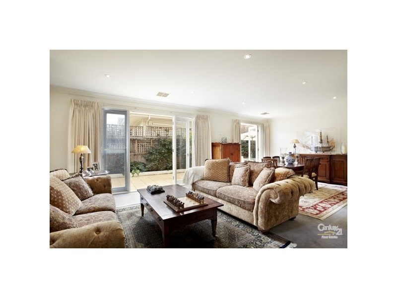 786 Hampton Street, Brighton VIC 3186