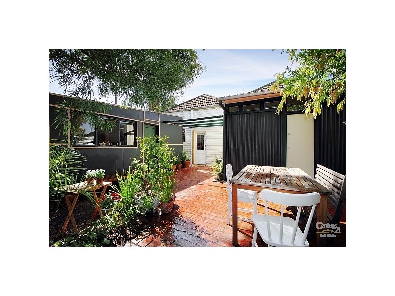 17 Marlborough Street, St Kilda East VIC 3183