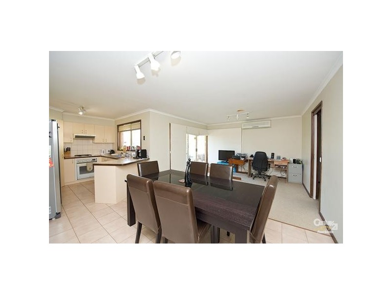 17 VICTORIA STREET, Altona Meadows VIC 3028