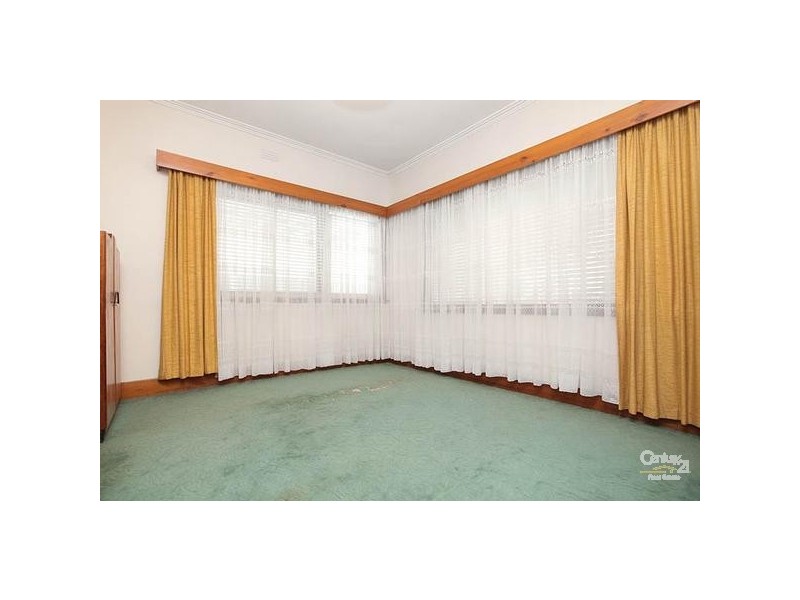 18A FLORENCE STREET, Williamstown VIC 3016