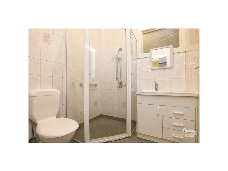 18A FLORENCE STREET, Williamstown VIC 3016