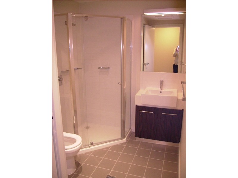 708/594 ST KILDA ROAD, Melbourne VIC 3000