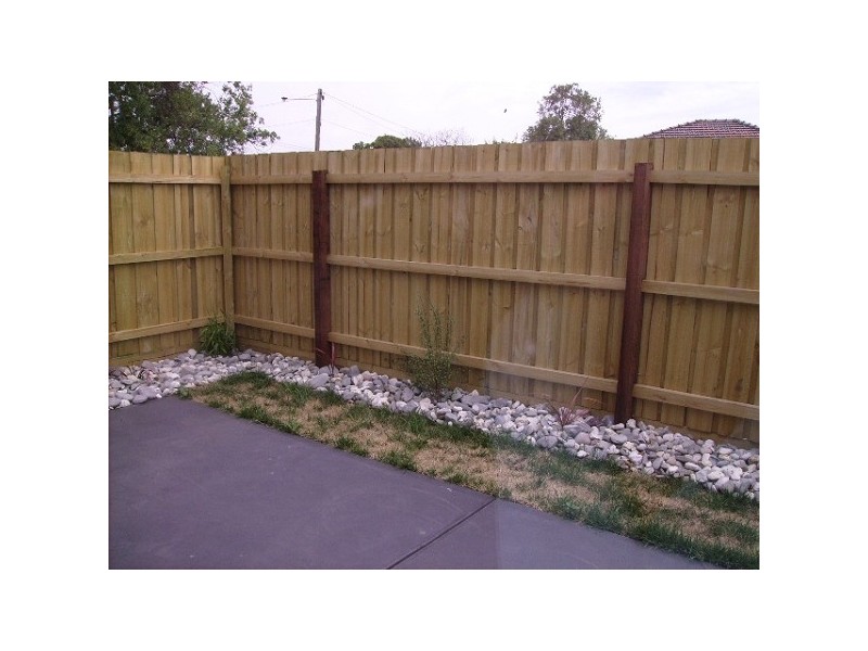 2/46 BLENHEIM ROAD, Newport VIC 3015