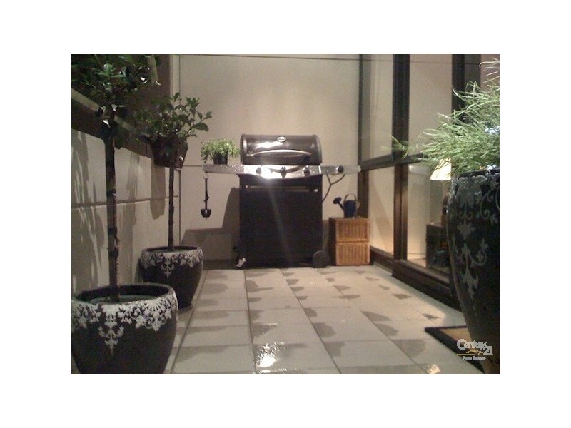 210/200 STEPHEN STREET, Yarraville VIC 3013