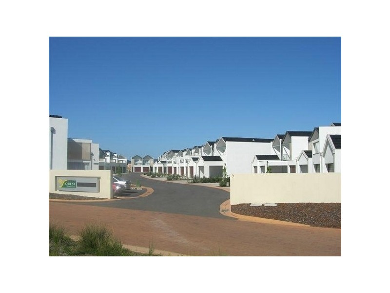 37/9 Greg Norman Drive, Sanctuary Lakes VIC 3030