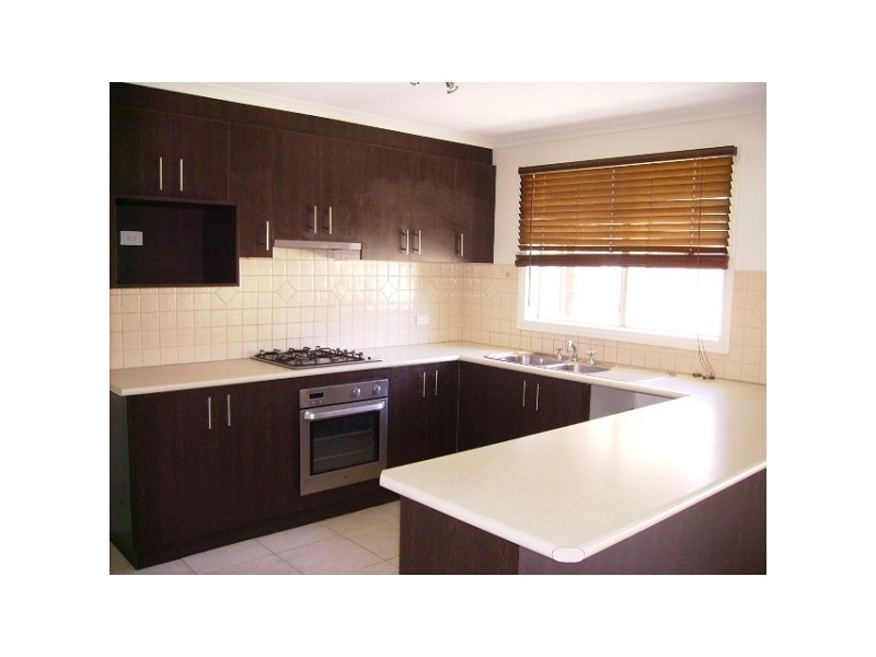 31 TOLEDO CRESCENT, Point Cook VIC 3030