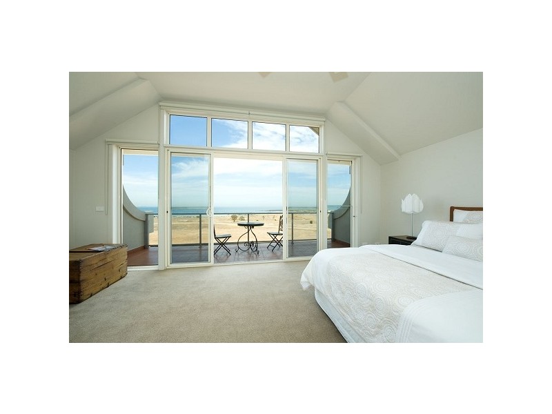 9 Hoffman Terrace, Williamstown VIC 3016