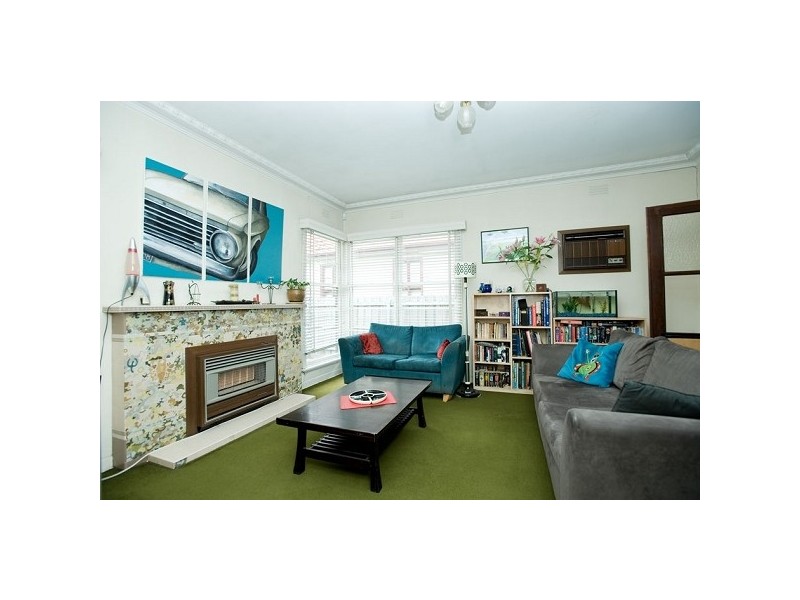 4 Robert Street, Spotswood VIC 3015