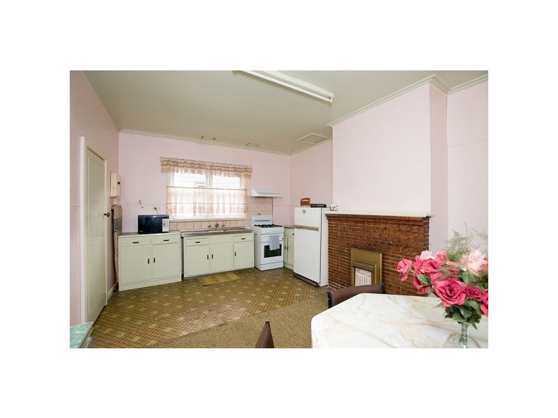 111 River Street,, Newport VIC 3015